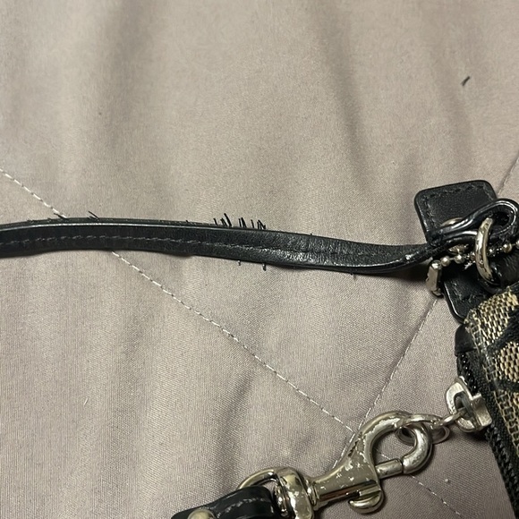 Coach Vintage Large Logo Black Brown Wristlet Y2K - Picture 6 of 7